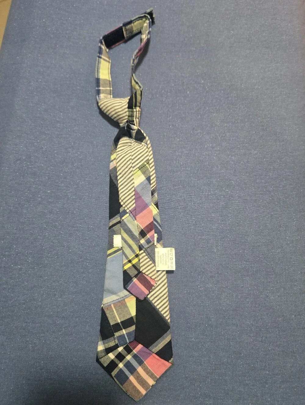 Toddler Boys Gymboree Winter Holiday Neck Tie, multicolored plaid pre-tied 0-24m